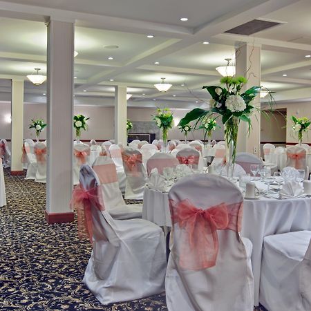 Holiday Inn South Burlington, An Ihg Hotel Bagian luar foto
